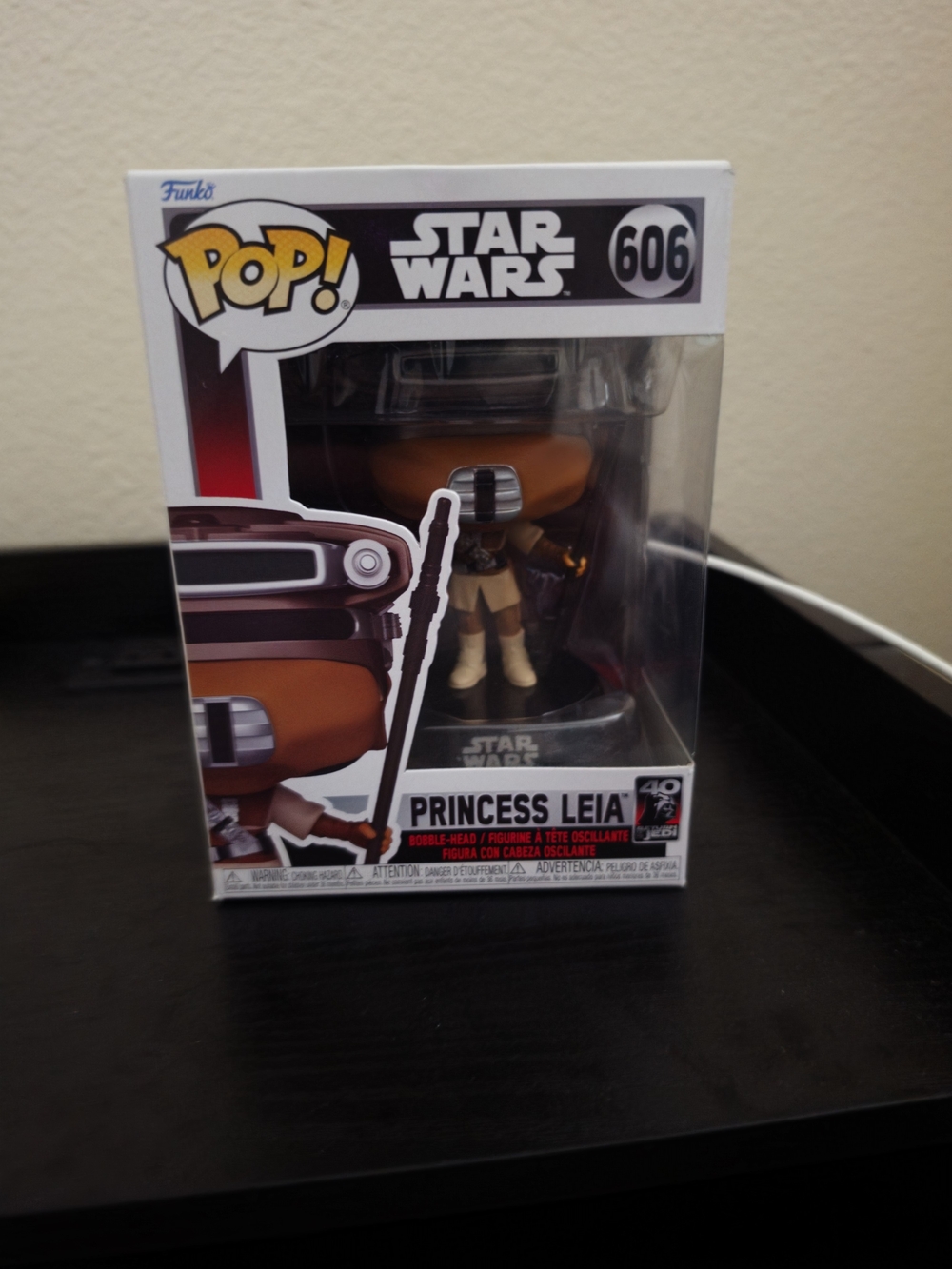 pop Princess Leia Funko Pop - Brown & White Details